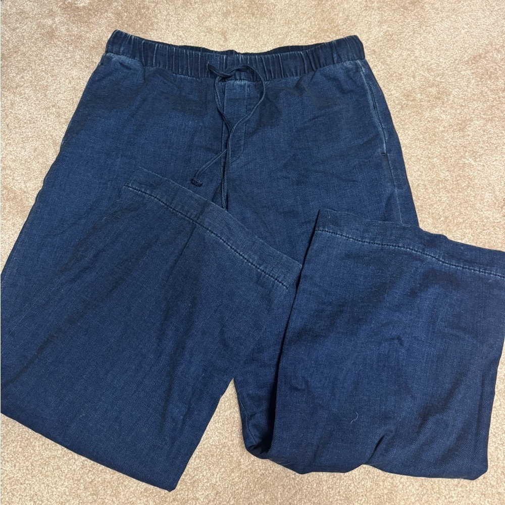 AMERICAN EAGLE COZY DREAMY DRAPE LOW-RISE ULTRA WIDE-LEG JEAN - Picture 3 of 5